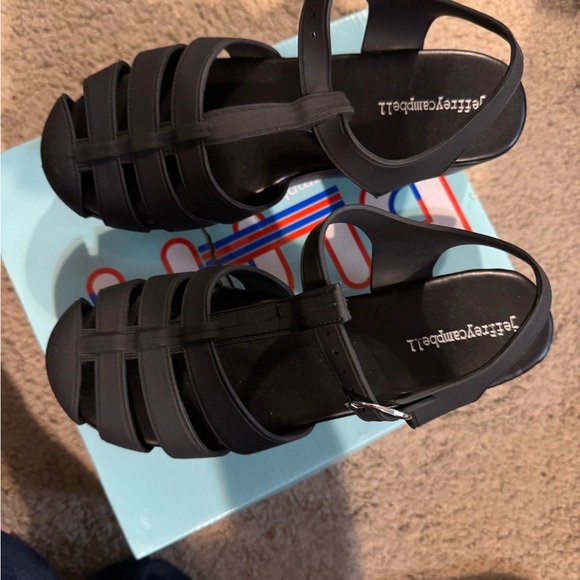Jeffrey Campbell Platform fisherman jelly sandal. Women's Size 9 matte black - Picture 2 of 7